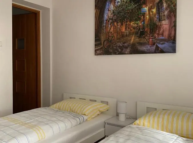 U Jana Homestay Parowa